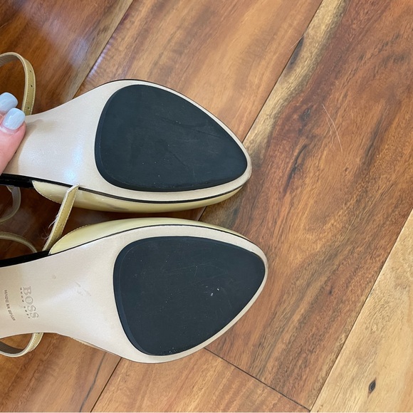 Hugo Boss Heels - Picture 5 of 9